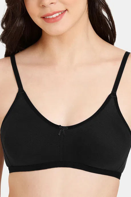 https://shopimo.in/cdn/shop/files/zivame-double-layered-wirefree-super-support-bra-black_3.webp?crop=center&height=690&v=1697796861&width=460