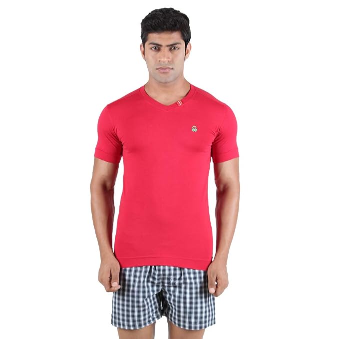 Benetton Men’s V-Neck T-Shirt 555DI